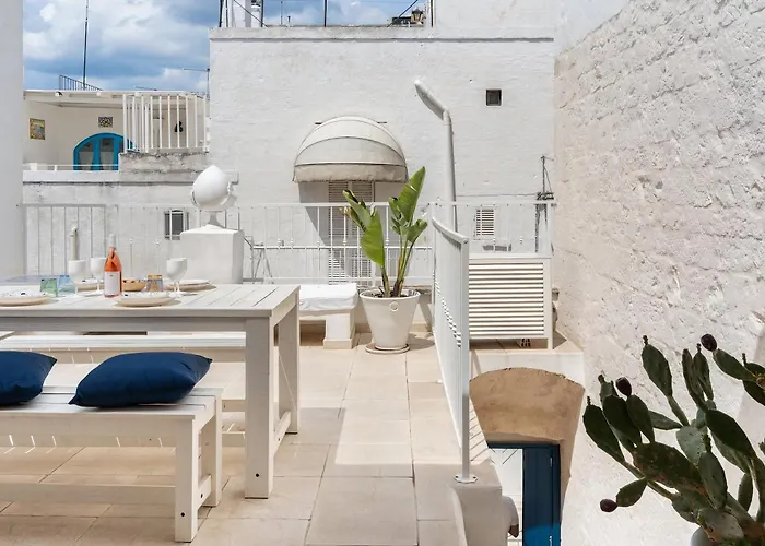 Vakantiehuis Privateterrace, 5min Center, 2kitchens ,micasa Ostuni