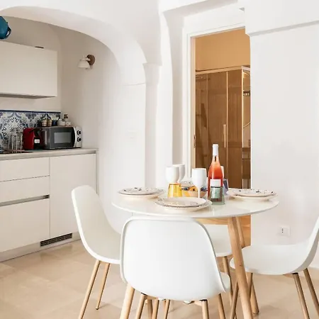 Privateterrace, 5min Center, 2kitchens ,micasa Holiday home